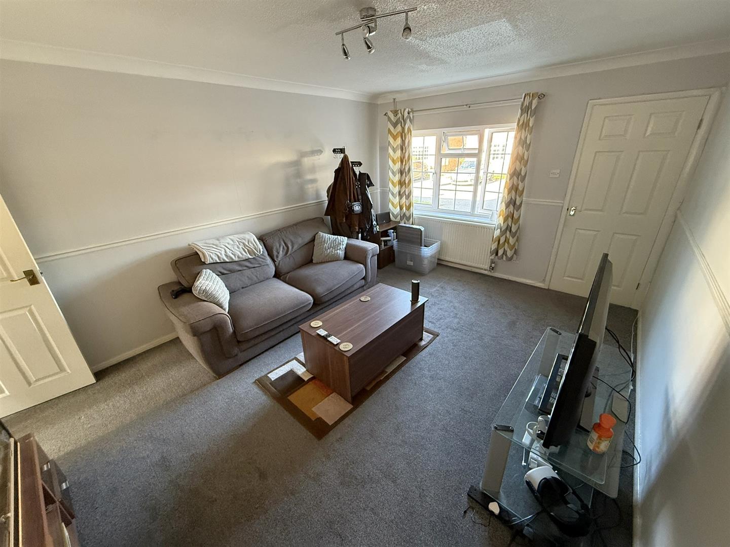 James Close, Chippenham